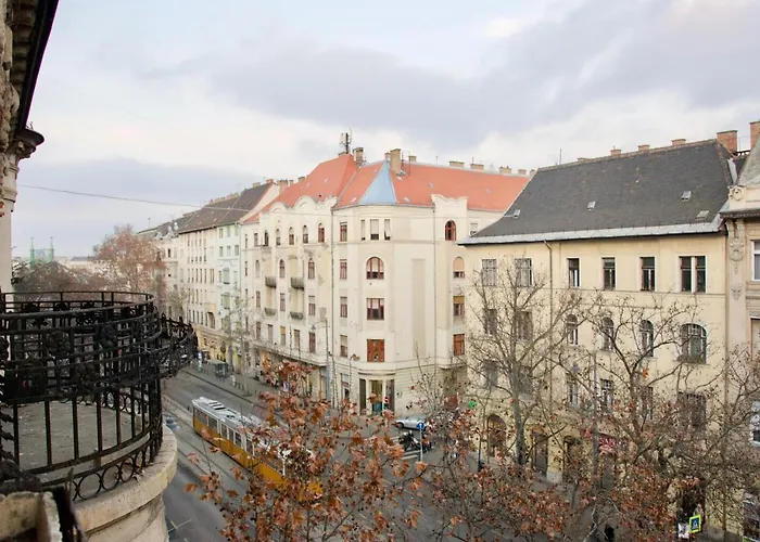Standard By Hi5 - Gellert Area * בודפשט