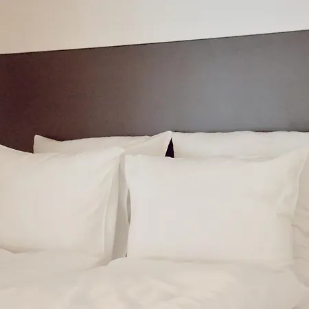 Standard By Hi5 - Gellert Area * ブダペスト