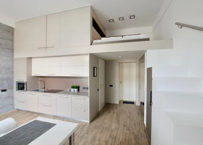 Standard By Hi5 - Gellert Area Apartment
