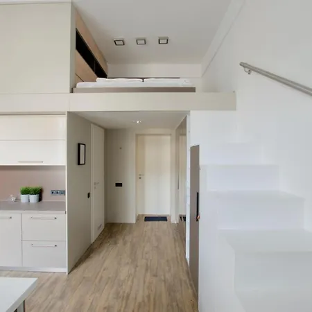 Standard By Hi5 - Gellert Area شقة